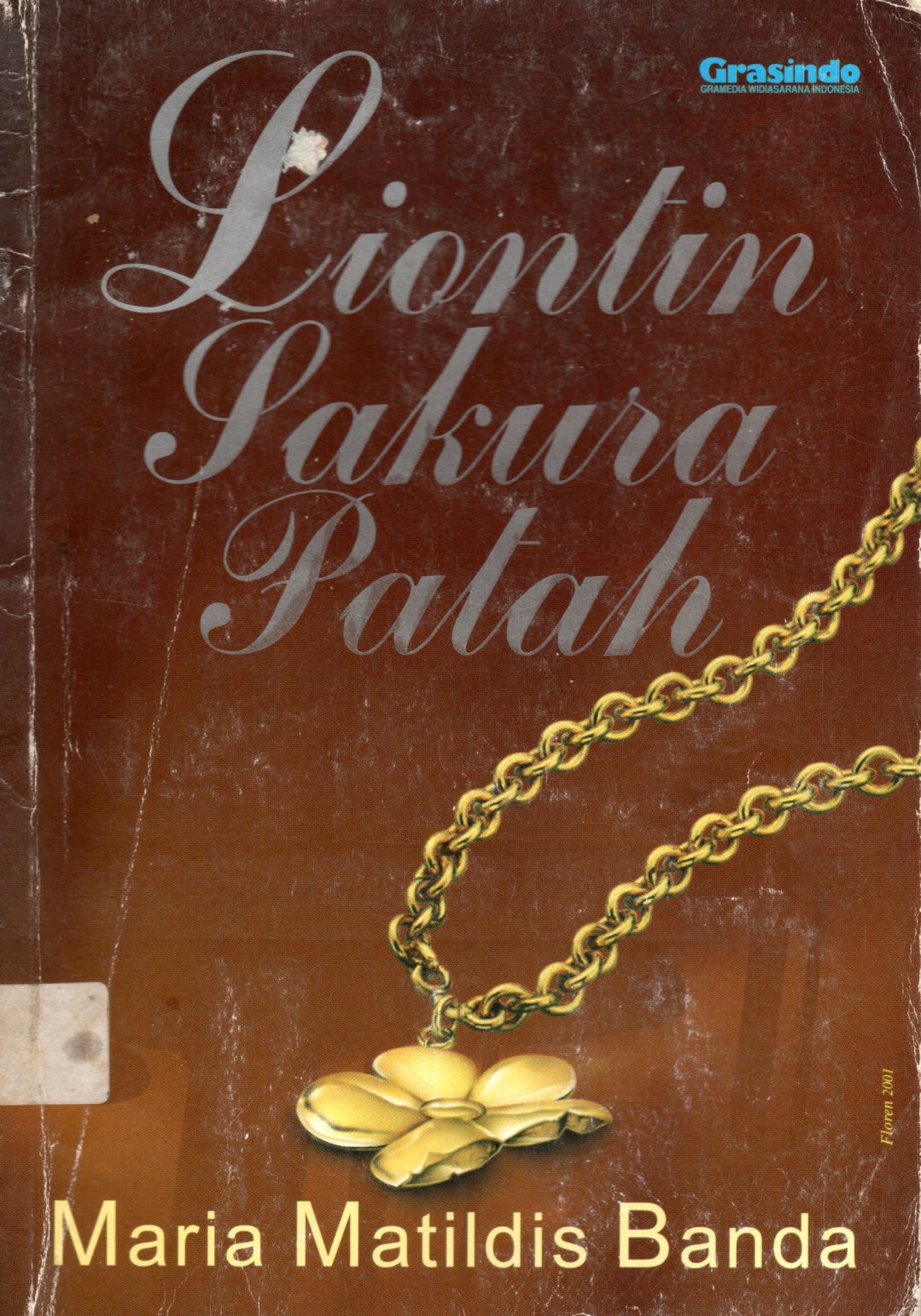 Sampul Liontin Sakura Patah / Editor: Ariobimo Nusantara