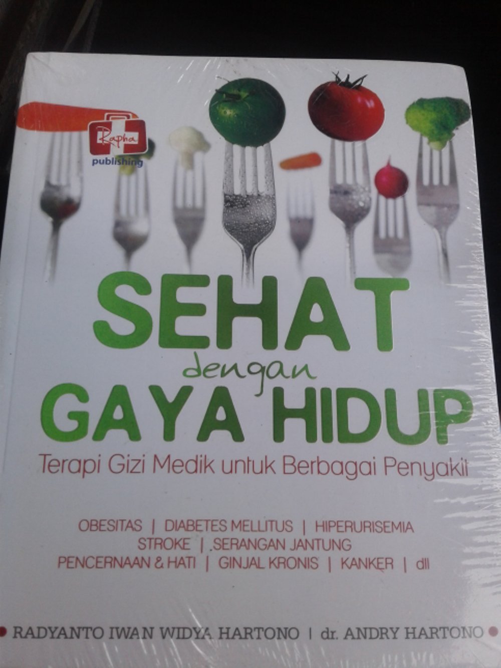 Sampul Sehat Dengan Gaya Hidup :  Terapi Gizi Medik Untuk Berbagai Penyakit