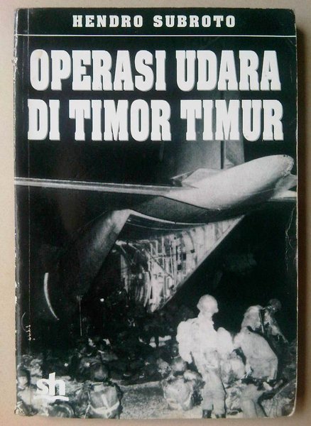 Sampul Operasi Udara di Timor-Timur