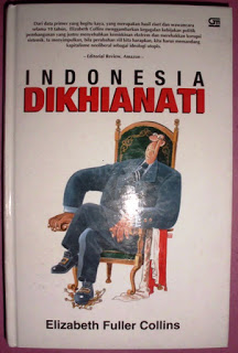 Sampul Indonesia dikhianati / Elizabeth Guller Collins
