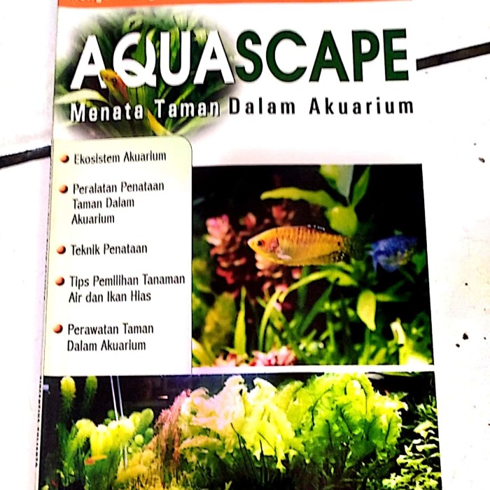 Sampul Aquascape Menata Taman Dalam Akuarium / Vincentius Yulianto
