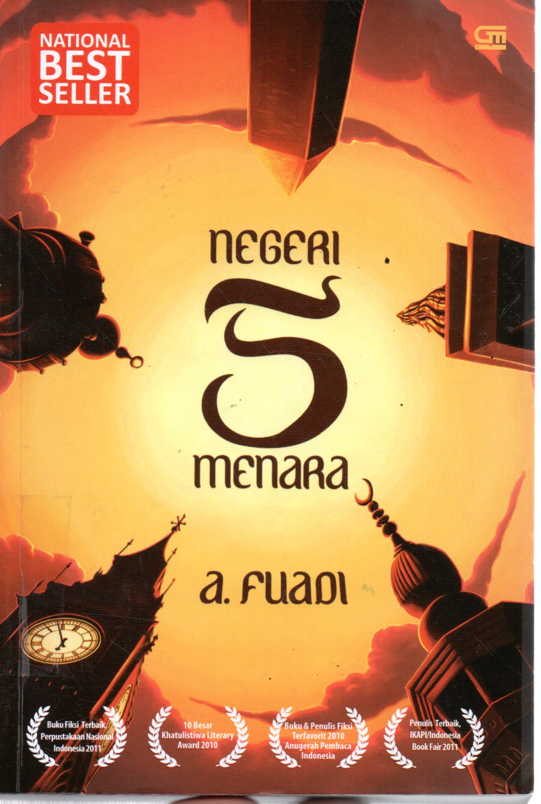 Sampul Negeri 5 Menara :  Sebuah Novel yang Terinspirasi Kisah Nyata / Editor: Mirna Yulistianti